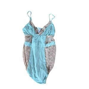 Halogen satin lace bodysuit in baby blue and cream